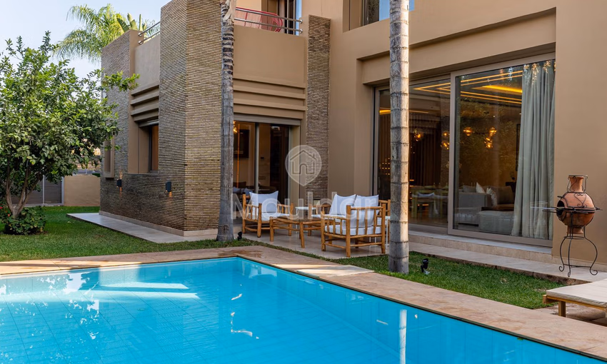 Villa Luxueuse à Marrakech : 3 Chambres avec Piscine et Sécurité Villa Luxueuse à Marrakech : 3 Chambres avec Piscine et Sécurité