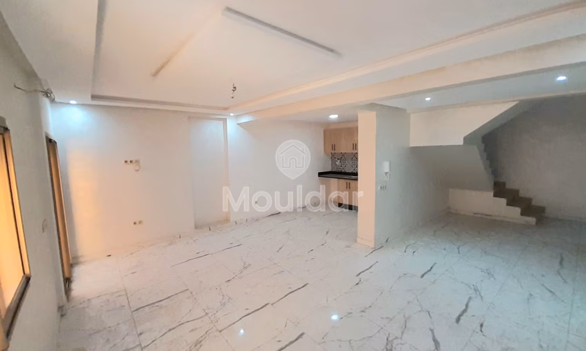 شقة دوبلكس للبيع في مراكش: الراحة والأمان مجتمعتان