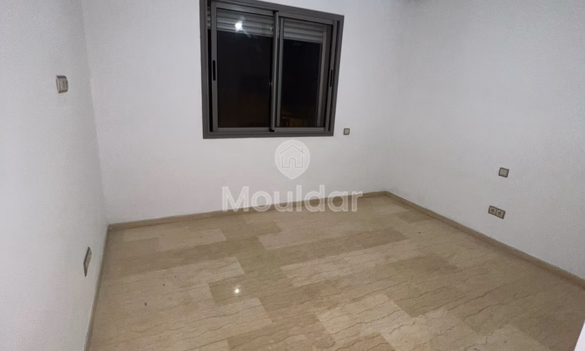 Appartement lumineux à louer à Casablanca - 110m², avec balcon Appartement lumineux à louer à Casablanca - 110m², avec balcon
