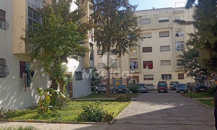 Estudio en Venta en Gueznaia: Encantador, Luminoso con Balcón