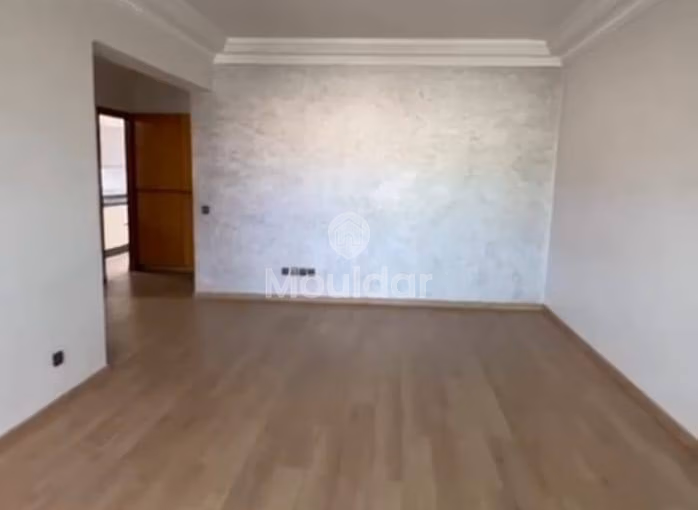 Apartment for rent: 3 bedrooms with equipped kitchen in Casablanca Apartment for rent: 3 bedrooms with equipped kitchen in Casablanca
