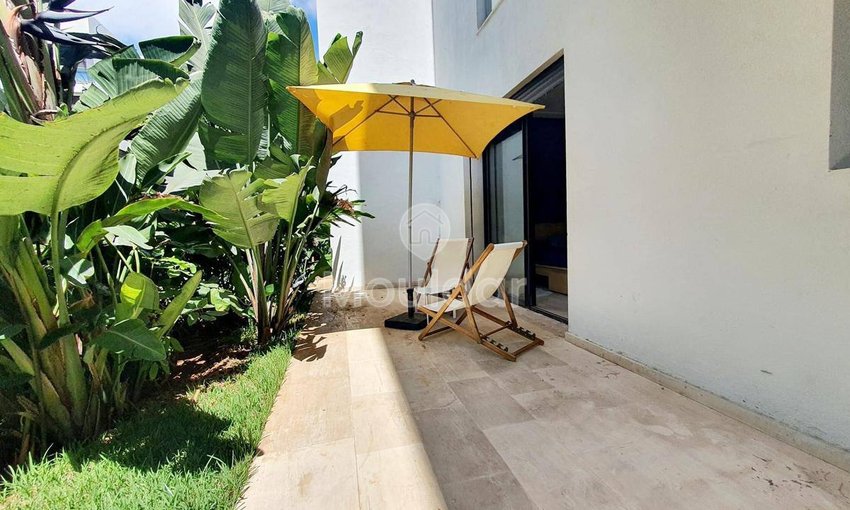 Aïn Diab'de Modern Stüdyo: Teras, Bahçe, Eşyalı - view 5