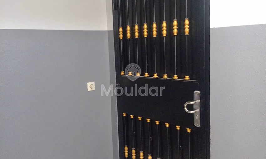 Estudio en Venta en Gueznaia: Encantador, Luminoso con Balcón