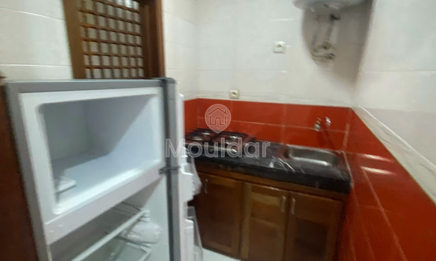 Charmant Studio Meublé à Louer avec Terrasse à Rabat Agdal