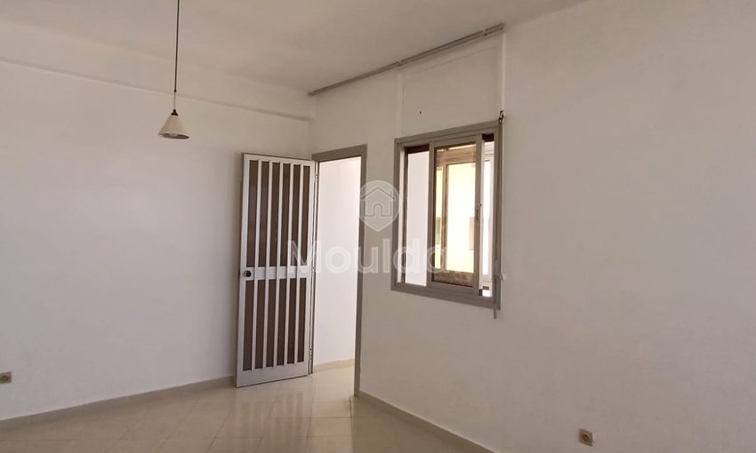 Appartement spacieux à louer : 3 chambres à Hay Riad - view 9