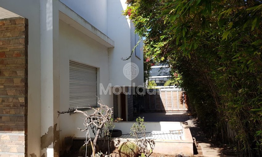 Villa élégante à vendre à Casablanca : espace et confort - view 5