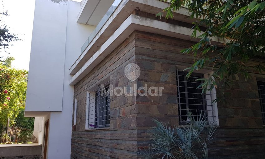 Villa élégante à vendre à Casablanca : espace et confort - view 4