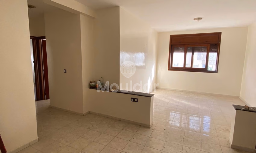 Bureau à Louer à Rabat Agdal avec Balcon - 2 Chambres Bureau à Louer à Rabat Agdal avec Balcon - 2 Chambres