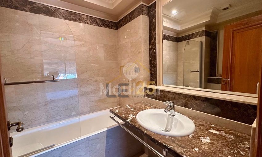 Apartement à Louer à Marrakech: 3 Chambres, Balcon & Sécurité Apartement à Louer à Marrakech: 3 Chambres, Balcon & Sécurité