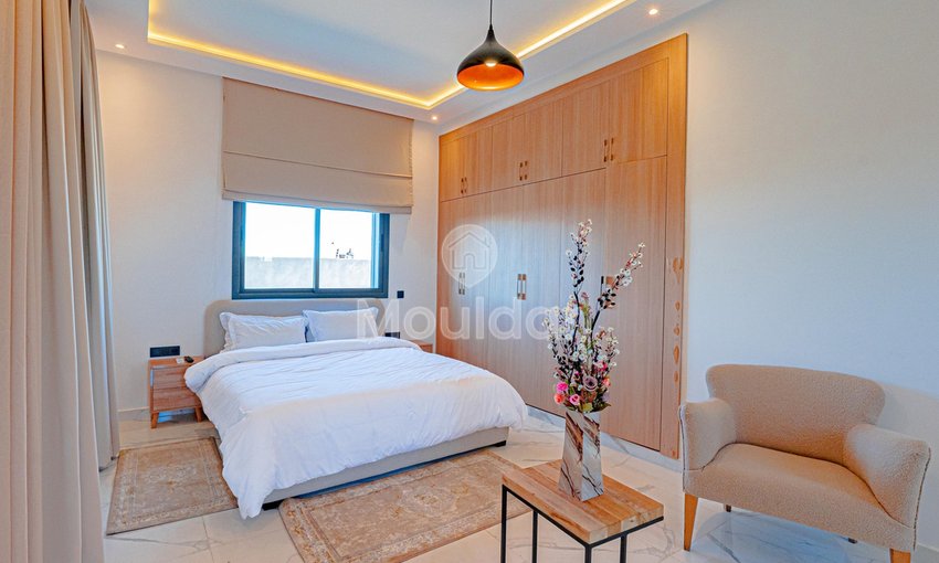 فيلا فاخرة للإيجار في مراكش: 5 غرف، حديقة - view 2