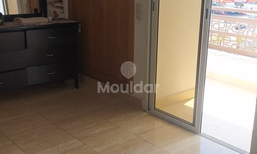 شقة حديثة في القنيطرة: غرفتان مع مصعد شقة حديثة في القنيطرة: غرفتان مع مصعد