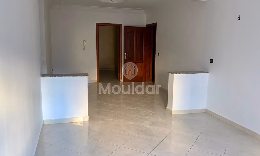 شقق للإيجار: 3 غرف في مركز طنجة شقق للإيجار: 3 غرف في مركز طنجة