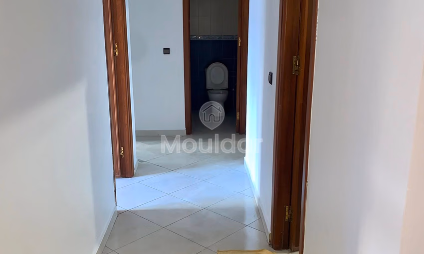 شقق للإيجار: 3 غرف في مركز طنجة شقق للإيجار: 3 غرف في مركز طنجة