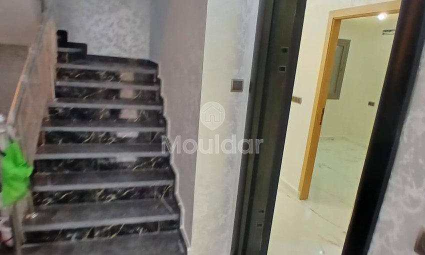 Oujda'da satılık: 2 geniş yatak odasına sahip şık bir daire - view 12
