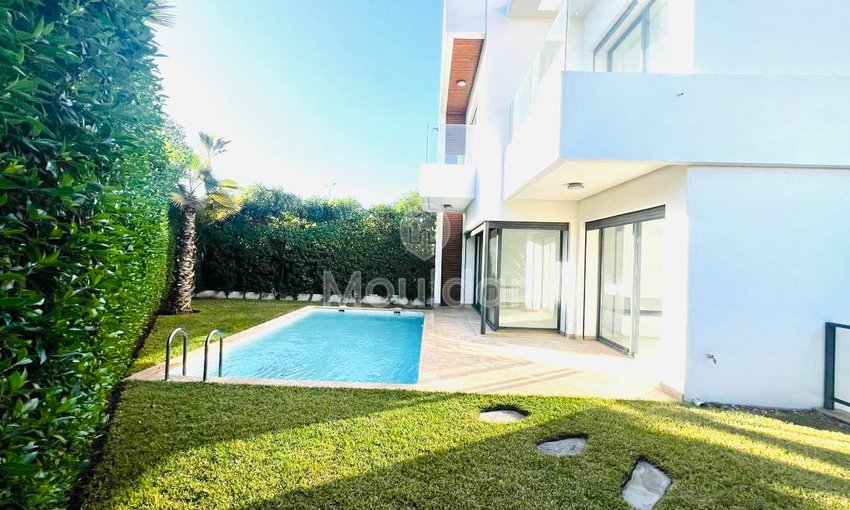 Aïn Diab'da Lüks Villa: 4 Yatak Odası, Havuz ve Bahçe - view 5