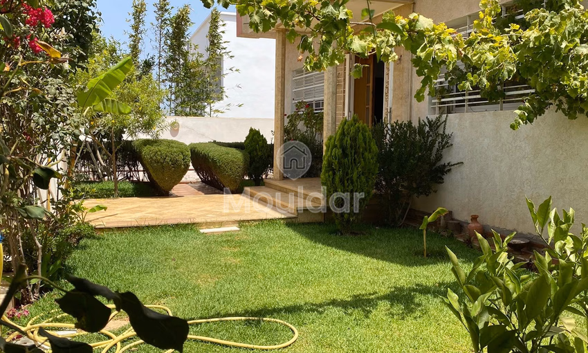 Villa de Luxe à Tamesna : 4 Chambres, Jardin et Terrasse Villa de Luxe à Tamesna : 4 Chambres, Jardin et Terrasse