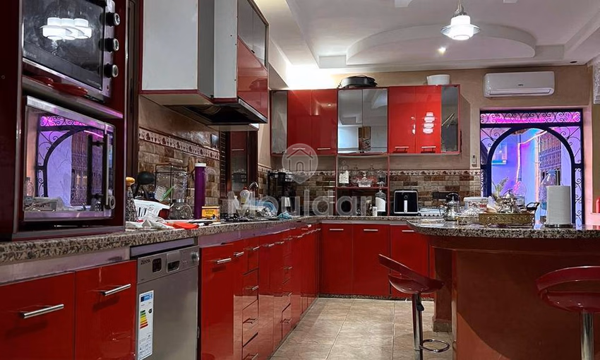 Villa de Luxe à Marrakech : 5 Chambres avec Jardin et Piscine