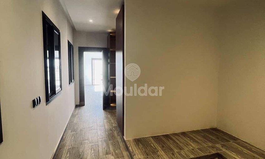 Luxury Villa in Marrakech: Pool, Garden, and Elegance - view 2