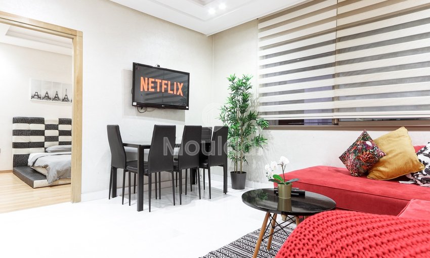 استوديو حديث للإيجار في المعاريف، الدار البيضاء - غرفة نوم واحدة - view 3