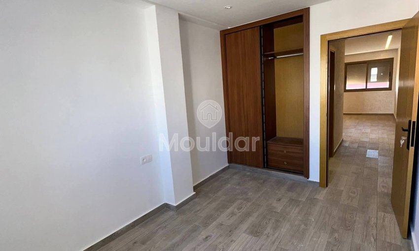 À Vendre : Appartement 2 Ch. à Martil avec Balcon et Ascenseur - view 3