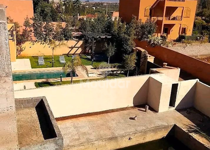 Villa à vendre à Marrakech : Évasion sur 440m² Villa à vendre à Marrakech : Évasion sur 440m²