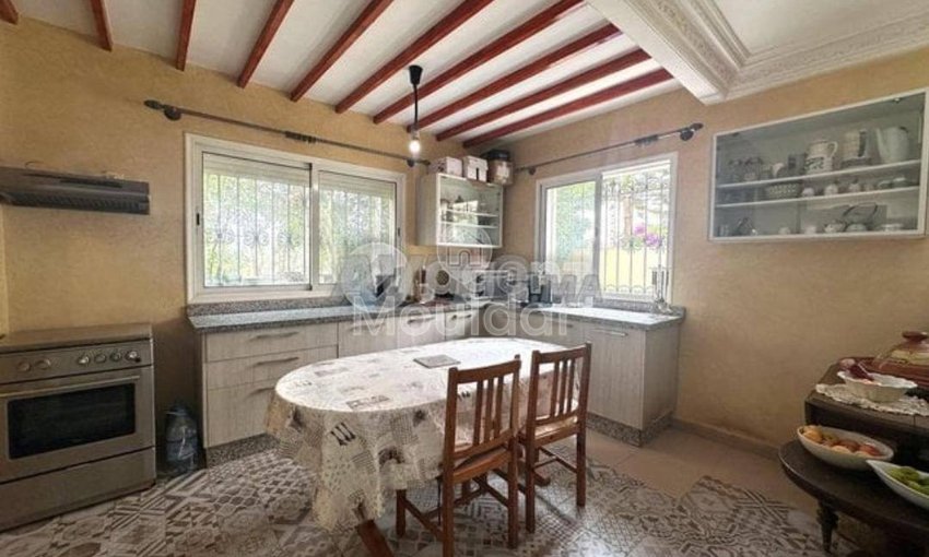 Villa da Sogno in Vendita a Benslimane con Piscina e Giardino - view 6