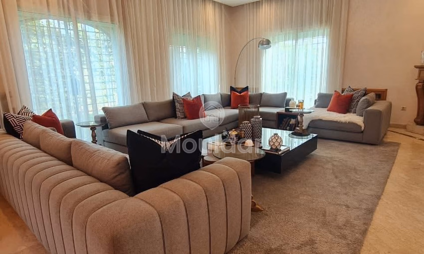 Villa de Prestige à Casablanca : Luxe et Confort au Bord de Mer