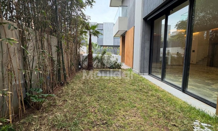 Villa Luxe à Aïn Diab : 3 Chambres avec Piscine - view 11