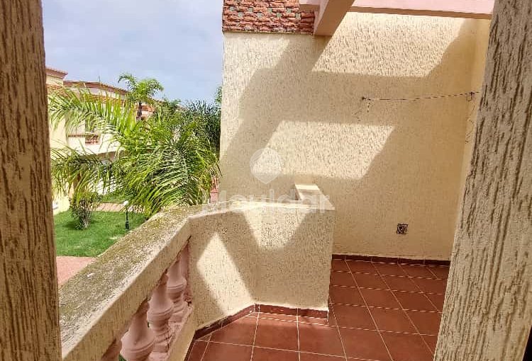 Duplex à Él Jadida : 2 Chambres, Piscine et Balcon - view 2