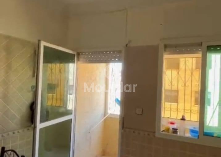 De Vânzare: Apartament Fermecător cu 3 Camere în Mohammedia - view 3