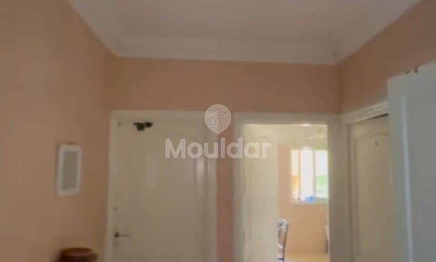 De Vânzare: Apartament Fermecător cu 3 Camere în Mohammedia - view 2