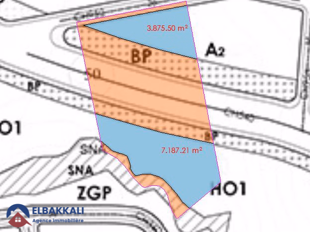 Terrain à vendre à Tanger - Sania : 24 500 m² pour immeuble