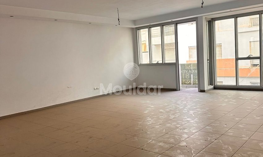 مكتب للبيع في الدار البيضاء: حديث مع شرفة ومرآب - view 5