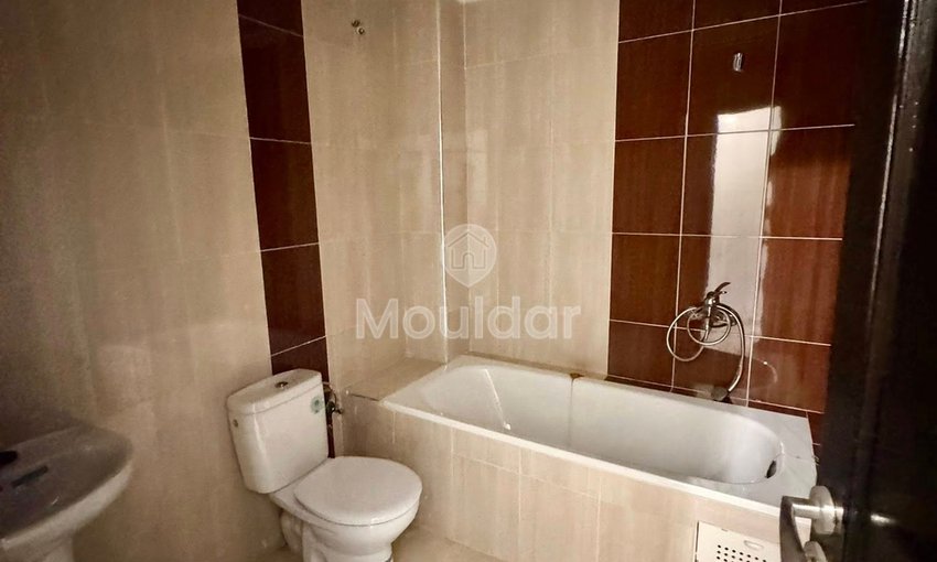 Satılık: Balkonlu ve asansörlü geniş daire Fes'te - view 15