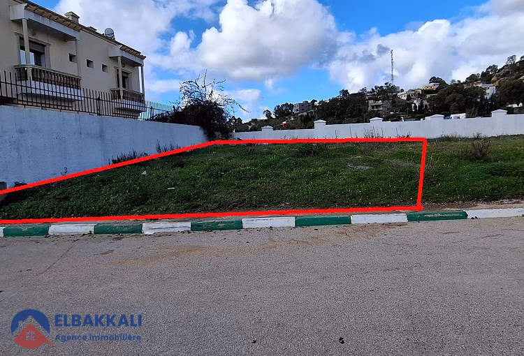 Magnificent land for villa in Tangier Boukhalef