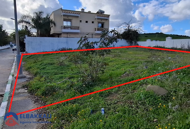 Magnificent land for villa in Tangier Boukhalef
