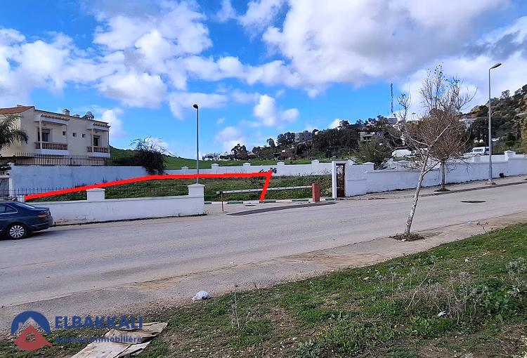 Magnificent land for villa in Tangier Boukhalef