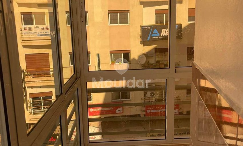 De Închiriat: Apartament cu 2 Camere și Bucătărie Echipată în Tanger - view 12