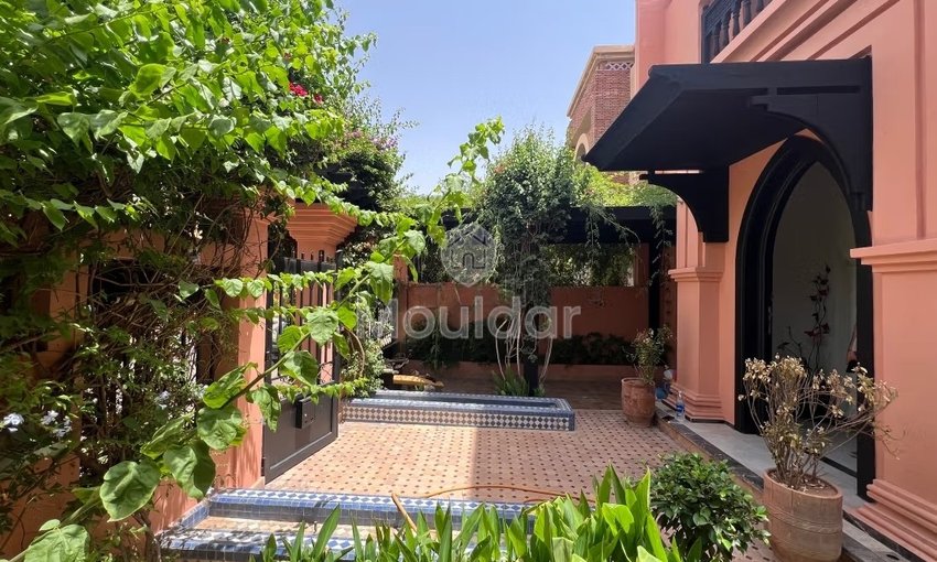 Villa Moderne à Vendre à Marrakech : Confort et Éléganće - view 2