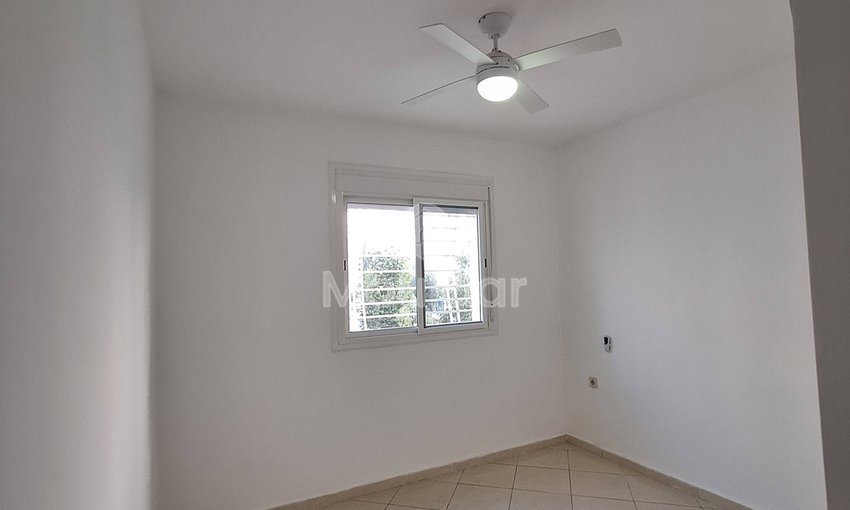 En Venta: Apartamento de 2 Habitaciones en Martil, Primer Piso - view 2