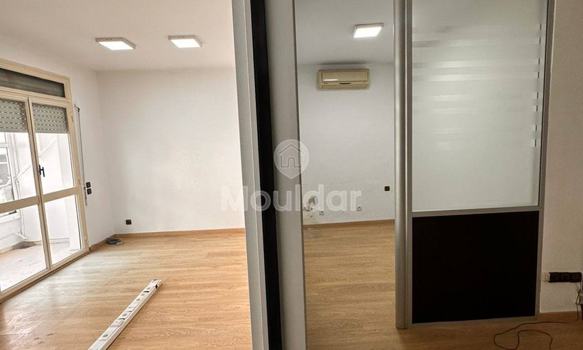 Biuro do wynajęcia: Nowoczesna przestrzeń w Casablance z balkonem - view 3