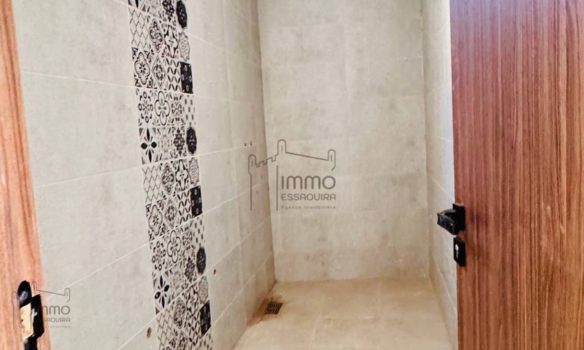 Apartamento Elegante de 2 Quartos com Terraço - view 24