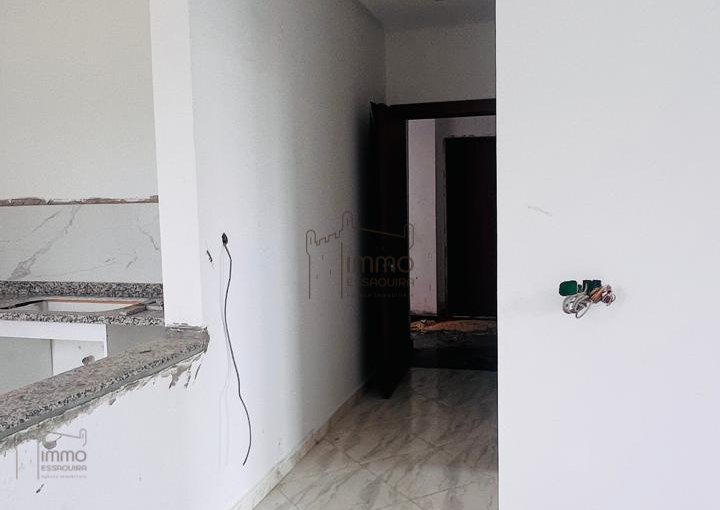 Apartamento Elegante de 2 Quartos com Terraço - view 8