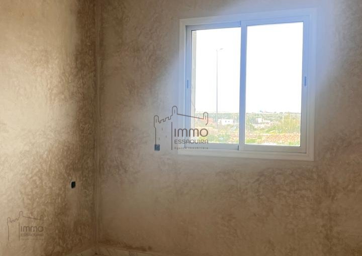 Apartamento Elegante de 2 Quartos com Terraço - view 10