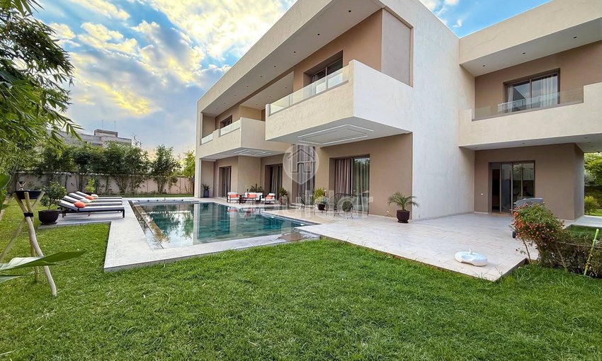 الهروب إلى مراكش: فيلا فاخرة مع مسبح وحديقة - view 10