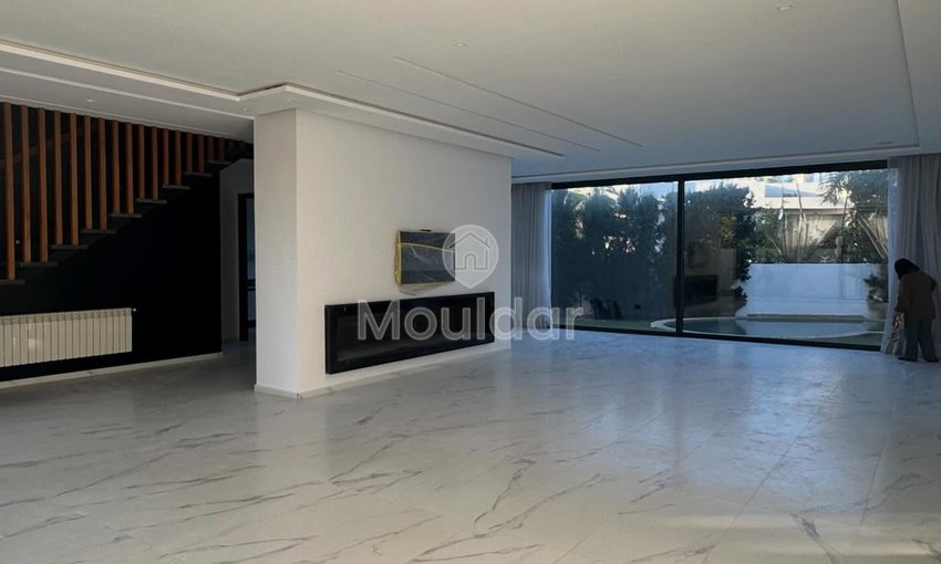 Βίλα Λάξου στην Αίν Ντιαμπ: 3 Υπνοδωμάτια με Πισίνα - view 2