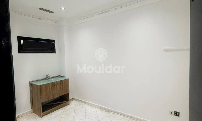 Kasa blası'nda - Altın Üçgen'de Olağanüstü Ofis Kiralama - view 15