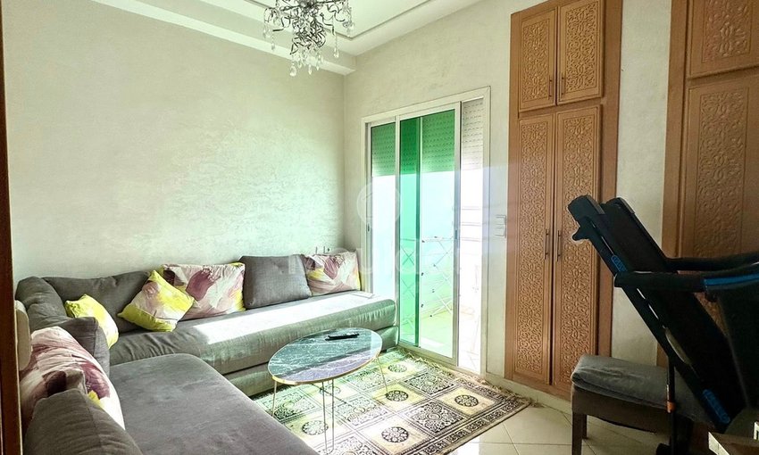 De Vânzare: Apartament Spațios cu 3 Camere în Fès cu Balcon - view 8