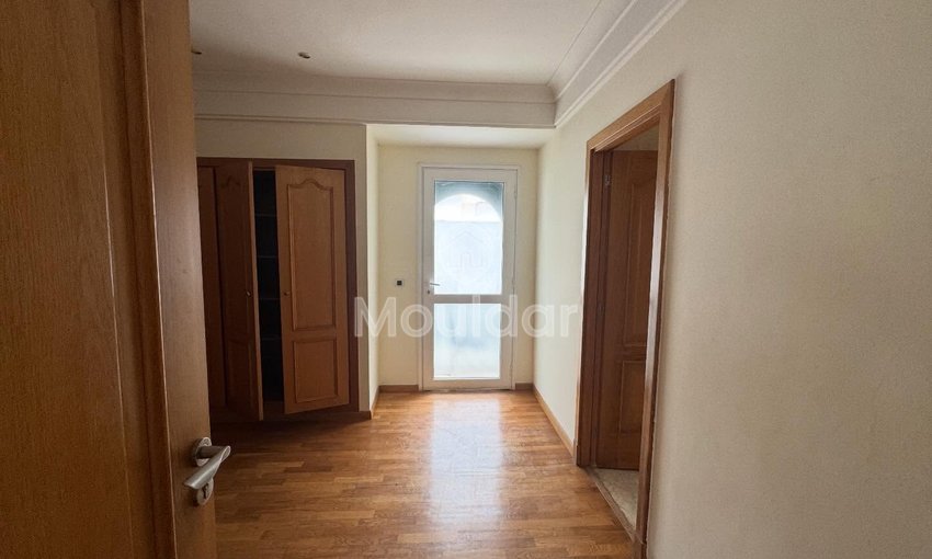 Βίλα Πολυτελείας προς Ενοικίαση στη Δαρ Μπουάζα με Πισίνα - view 4