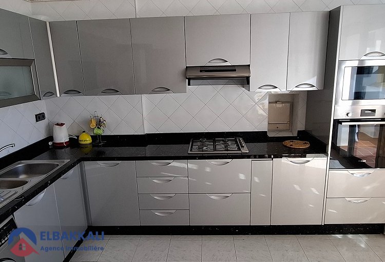 شقة دوبلكس مفروشة للإيجار في طنجة مالabata - view 16